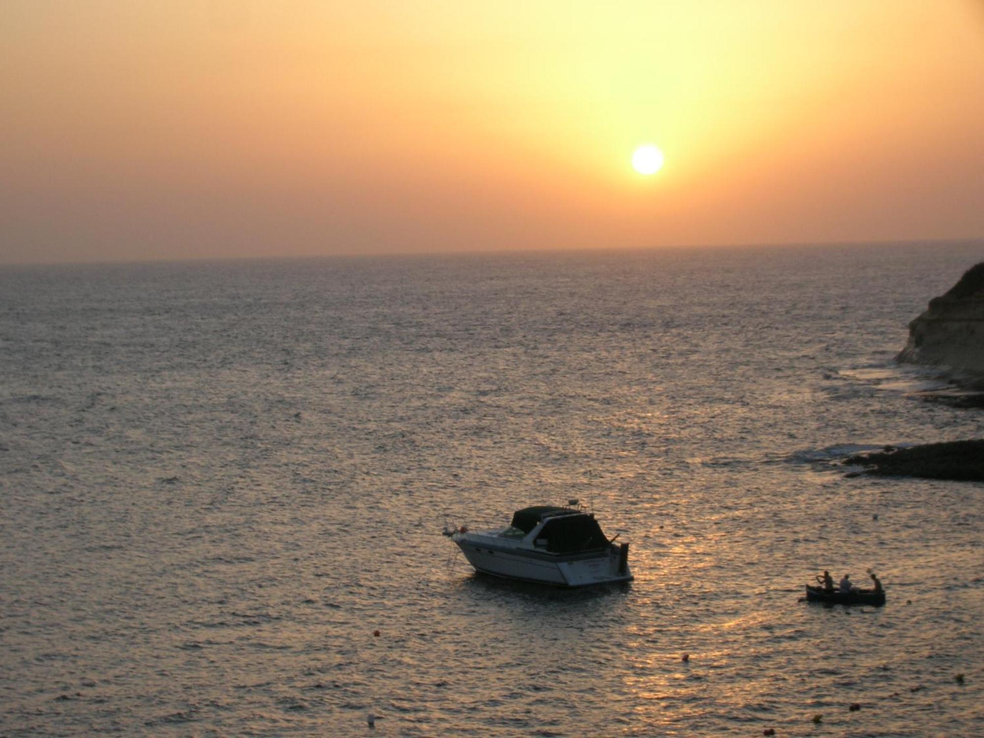 Sunset Seaview Apartments Marsalforn Exterior foto