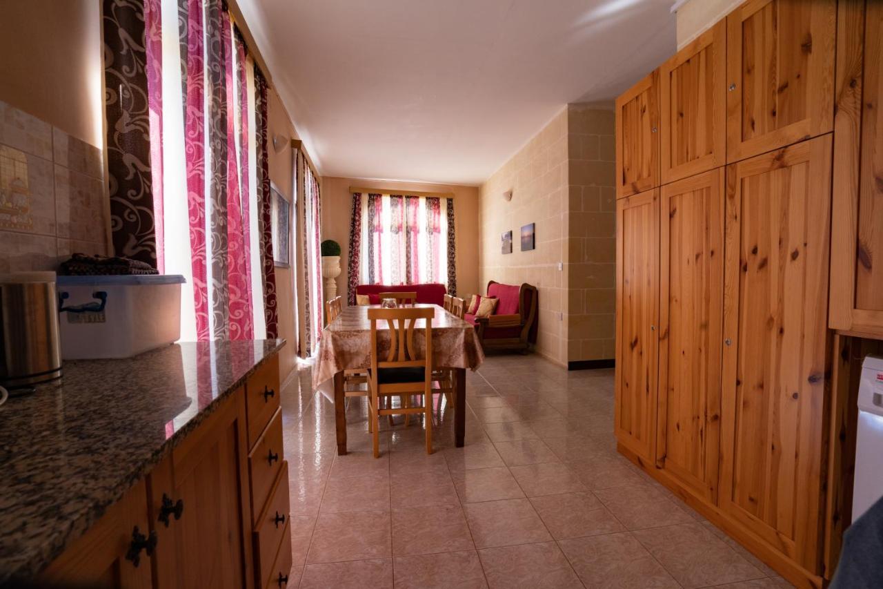 Sunset Seaview Apartments Marsalforn Exterior foto